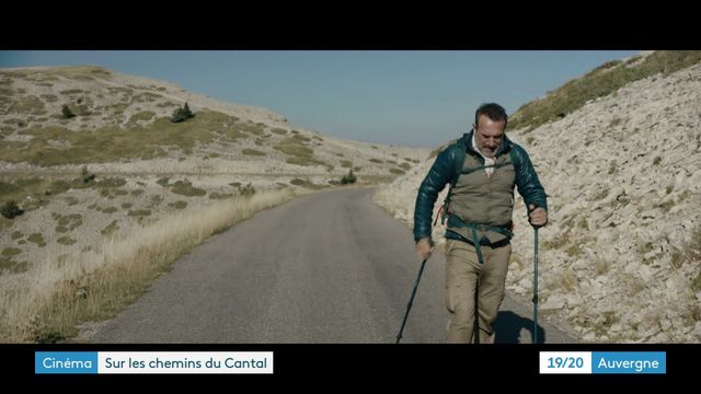 Jean Dujardin dans le Cantal pour "Sur les chemins noirs"