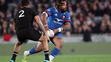 Le capitaine Mathieu Bastareaud promet une réaction du XV de France   (MICHAEL BRADLEY / AFP)