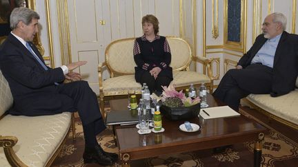 &nbsp; (John Kerry (US), Catherine Ashton (UE), et Javad Zarif (Iran) à Vienne le 22 novembre  © Maxppp)