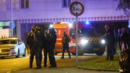 L'ultra-droite a manifesté notamment le 25 novembre 2023, dans le quartier de la Monnaie à Romans-sur-Isère, dans la Drôme, suite à la mort de Thomas à Crépol. (FABRICE HEBRARD / MAXPPP)