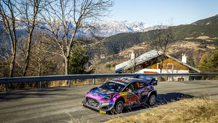 Sébastien Loeb lors de la deuxième journée du rallye WRC de Monte-Carlo, le vendredi 21 janvier 2022. (GREGORY LENORMAND / DPPI)