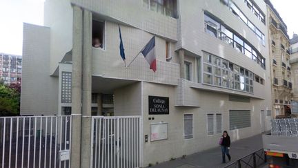 Selon le coll&eacute;gien, les faits se seraient dans un premier temps d&eacute;roul&eacute;s aux abords du coll&egrave;ge Sonia-Delaunay, dans le 19e arrondissement de Paris, le 28 mai 2013.&nbsp; (GOOGLE STREETVIEW / FRANCETV INFO)