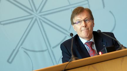 Le ministre de la Justice de Rhénanie du Nord-Westphalie, Peter Biesenbach, s'exprime lors d'une conférence de presse le 29 juin 2020, à Düsseldorf. (FEDERICO GAMBARINI / DPA / AFP)