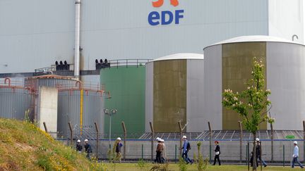 La centrale nucléaire de Fessenheim (Haut-Rhin) le 29 avril 2011. (PATRICK HERTZOG / AFP)