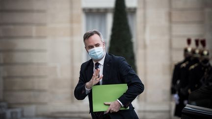 Le secrétaire d'Etat chargé du Tourisme, Jean-Baptiste Lemoyne, à l'Elysée, le 12 février 2021. (ARTHUR NICHOLAS ORCHARD / HANS LUCAS / AFP)