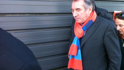 François Bayrou à marche tranquille (DR)