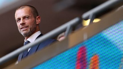 Aleksander Ceferin, lors de la demi-finale de l'Euro 2021 à Wembley, entre l'Angleterre et le Danemark. (CATHERINE IVILL / POOL / AFP)