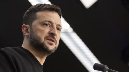 Volodymyr Zelensky, le 19 décembre 2024 à Bruxelles (Belgique). (DIEGO RAVIER / HANS LUCAS / AFP)