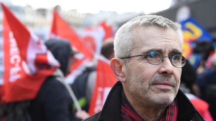 Le &nbsp;secrétaire général de Force ouvrière Yves Veyrier lors d'une manifestation, le 7 février 2019 à Paris. (ALAIN JOCARD / AFP)