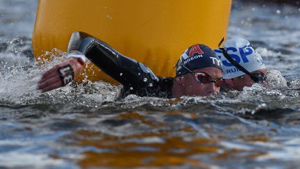 Lara Grangeon, l'une des participantes du relais mixte français bronzé en eau libre (OLI SCARFF / AFP)