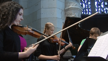 Trois élèves du Conservatoire de musique d&#039;Amiens
 (DR)