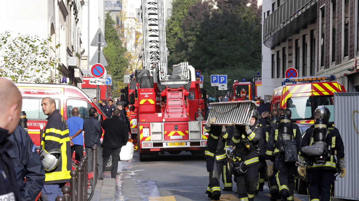 VIDEO. Une dizaine de blessés dont deux graves dans une incendie à Paris