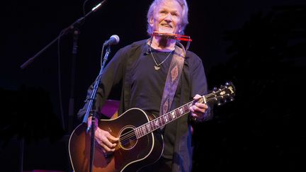 Le musicien Kris Kristofferson en concert à Lancaster (Pennsylvannie, États-Unis) le 12 avril 2019. (OWEN SWEENEY/AP/SIPA)