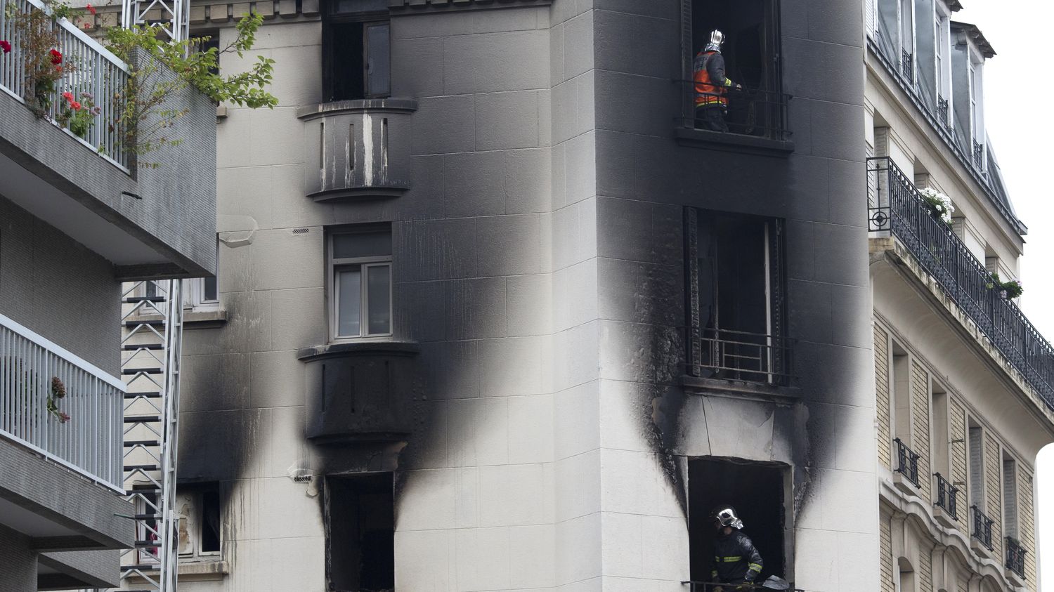 Un incendie fait deux morts et dix blessés à Paris