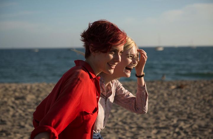 Elle Fanning et Greta Gerwig
 (Mars Films )