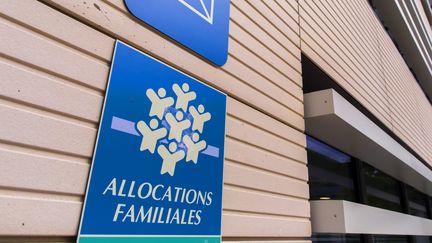 Caisse d'allocations familiales à Versailles (Yvelines) le 30 septembre 2020. Photo d'illustration (VINCENT ISORE / MAXPPP)