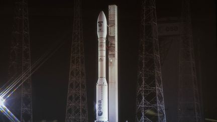 La fusée Vega sur le pas de tir de Kourou, en Guyane, le 4 septembre 2024. (RONAN LIETAR / AFP)