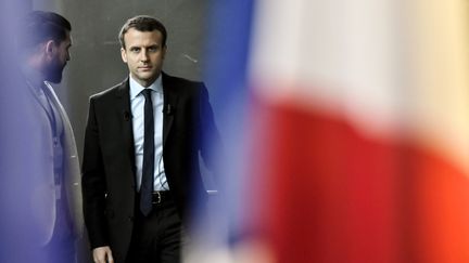 Emmanuel Macron à Bobigny (Seine-Saint-Denis), le 16 novembre 2016, après l'officialisation de sa candidature à l'élection présidentielle de 2017 (PHILIPPE LOPEZ / AFP)