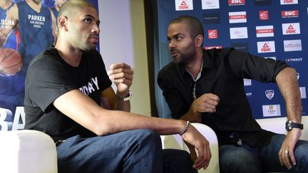 Nicolas Batum et Tony Parker bientôt sous les mêmes couleurs en France ? (PASCAL GUYOT / AFP)