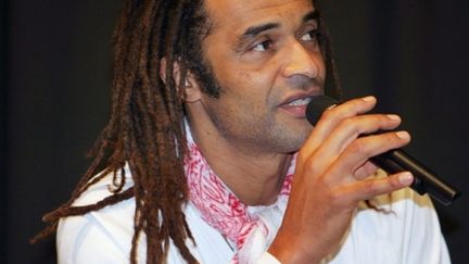 Yannick Noah au Téléthon en 2005 (AFP/JEAN-PIERRE MULLER)