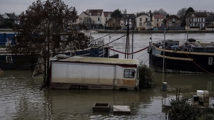 La commune de&nbsp;Villeneuve-Saint-Georges (Val-de-Marne) a été très touchée par les inondations de janvier 2018.&nbsp; (CHRISTOPHE ARCHAMBAULT / AFP)