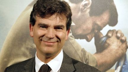 Arnaud Montebourg, le 8 novembre 2011, lors de la présentation à Paris du film "L'ordre et la morale" de Kassovitz. (FRANCOIS GUILLOT / AFP)