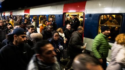 Grève des transports : dans le chaos de la gare du Nord