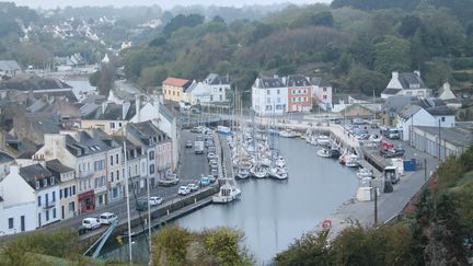 Le port du Palais à Belle-île-en-Mer (Morbihan), avec le bassin à flot, en octobre 2018. (AURÉLIE LAGAIN / FRANCE-BLEU BREIZH IZEL)