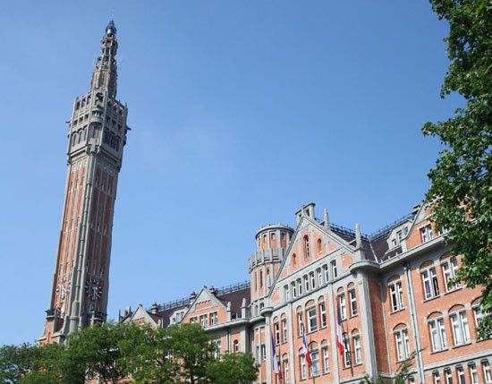 L'hôtel de ville de Lille et son beffroi (Office de tourisme de Lille)