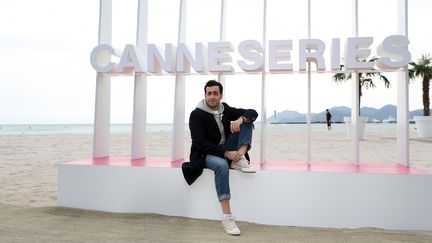 L'acteur Jonathan Cohen, pendant la première édition de Canneséries, le 7 avril 2018.&nbsp; (SEBASTIEN NOGIER / EPA)