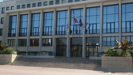 La mairie de Saint-Nazaire (Loire-Atlantique) où s'est tenue la cérémonie d'hommage aux déportés, dimanche 30 avril 2017.&nbsp; (GOOGLE STREET VIEW)