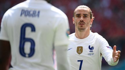 Antoine Griezmann et Paul Pogba sont attendus au tournant avant d'affronter le Portugal, mercredi 23 juin 2021 à Budapest. (FRANCK FIFE / AFP)