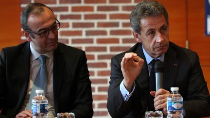 Le candidat des Républicains Vincent Ledoux participe à un meeting de campagne avec Nicolas Sarkozy, le 3 mars 2016 à Tourcoing, avant la législative partielle dans le Nord.&nbsp; (CITIZENSIDE/THIERRY THOREL / CITIZENSIDE.COM)