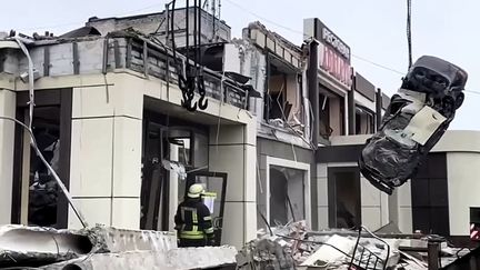 A video released by the Russian Emergencies Ministry on February 3, 2024, of a bakery hit by a strike in the occupied city of Lysychansk, in eastern Ukraine.  (HANDOUT / RUSSIAN EMERGENCIES MINISTRY / AFP)