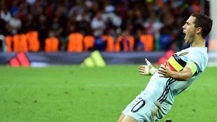 Eden Hazard lors de la victoire de la Belgique 3-0 contre la Hongrie, en 8e de finale de l'Euro, dimanche 26 juin à Toulouse (Haute-Garonne). (EMMANUEL DUNAND / AFP)