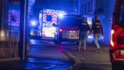 Police officers are deployed after the knife attack in Solingen, western Germany, on August 23, 2024. (THOMAS BANNEYER / DPA)