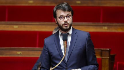 Le député PS Arthur Delaporte s'exprime à l'Assemblée nationale, le 27 juin 2023. (GEOFFROY VAN DER HASSELT / AFP)