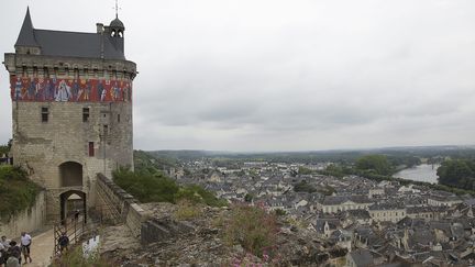 La forteresse royale domine Chinon (Indre-et-Loire), le 10 août 2015. (MAXPPP)