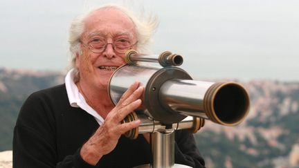 Georges Lautner sur les hauteurs du village de Sainte-Agnes en 2006
 (PHOTOPQR/NICE MATIN/MARC MEHRAN)