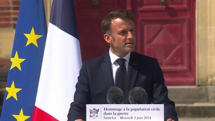 Ce mercredi 5 juin, alors que sont lancées les commémorations du Débarquement, Emmanuel Macron s’est rendu à Saint-Lô, dans la Manche, pour prononcer un discours d’hommage aux victimes civiles des bombardements alliés. (France 2)