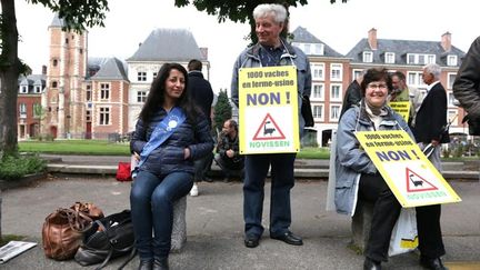  (© MaxPPP / Des militants étaient déjà venus apporter leur soutien aux interpellés en mai.)