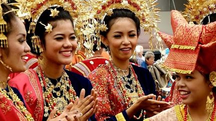 Un groupe de danseuses traditionnelles au festival de Montoire
 (DR)