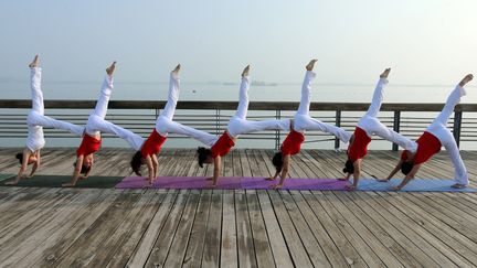 Séance de yoga à Huaibei, en Chine, pour la Journée internationale du yoga le 21 juin 2018.&nbsp; (AFP)