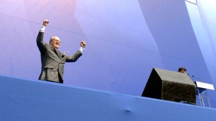 Jean-Marie Le Pen en campagne pour la présidentielle (1er mai 2007) (AFP/Martin Bureau)