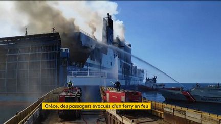 Grèce : onze personnes portées disparues à la suite de l’incendie d’un ferry au large de Corfou