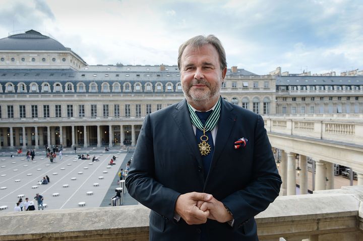 Le pâtissier Pierre Hermé est intronisé commandeur&nbsp;de l'ordre des Arts et des Lettres, au ministère de la Culture, à Paris, le 23 septembre 2019. (ISA HARSIN / SIPA)