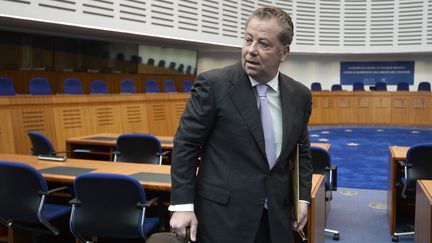 L'avocat&nbsp;Olivier Morice, à la Cour européenne des droits de l'homme, le 23 avril 2015 à Strasbourg. (PATRICK HERTZOG / AFP)