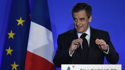 François Fillon lors d'une conférence de presse à son QG parisien, le 6 février 2017. (MARTIN BUREAU / AFP)