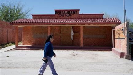 Restaurant fermé à El Porvenir, village de l'Etat de Chihuaha menacé par les narcotrafiquants (7 avril 2010) (AFP / Jesus Alcazar)