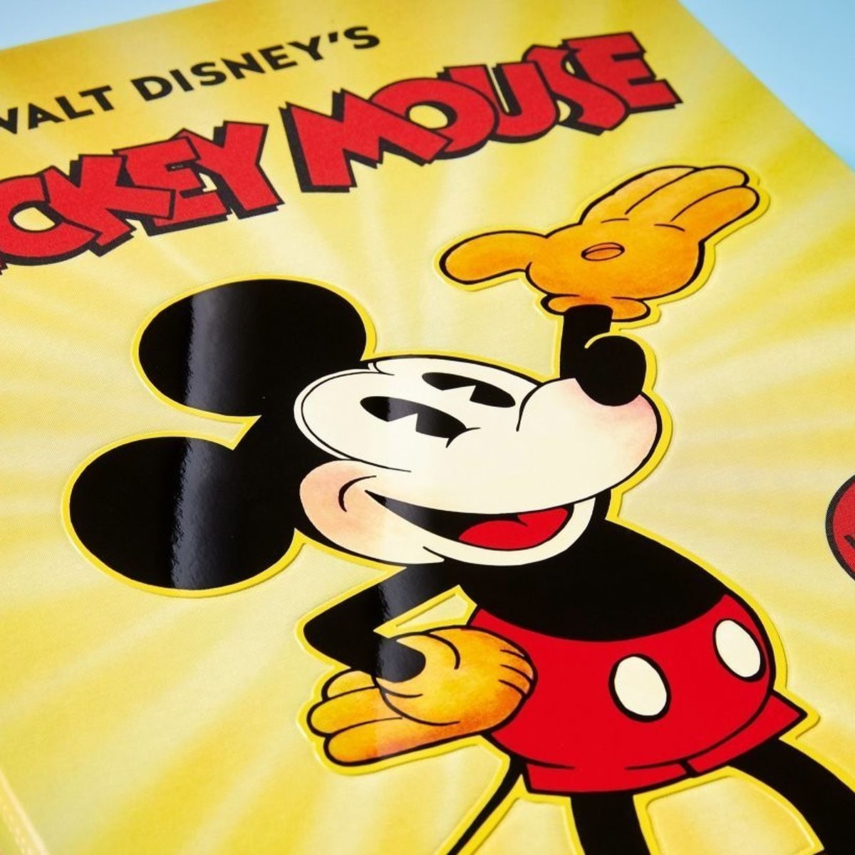 Mickey Mouse Toute L Histoire La Petite Souris Aux Grandes Oreilles En Format Xxl